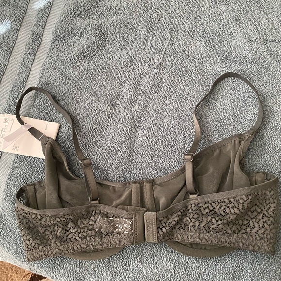 Brand New DKNY Bra - Picture 2 of 8